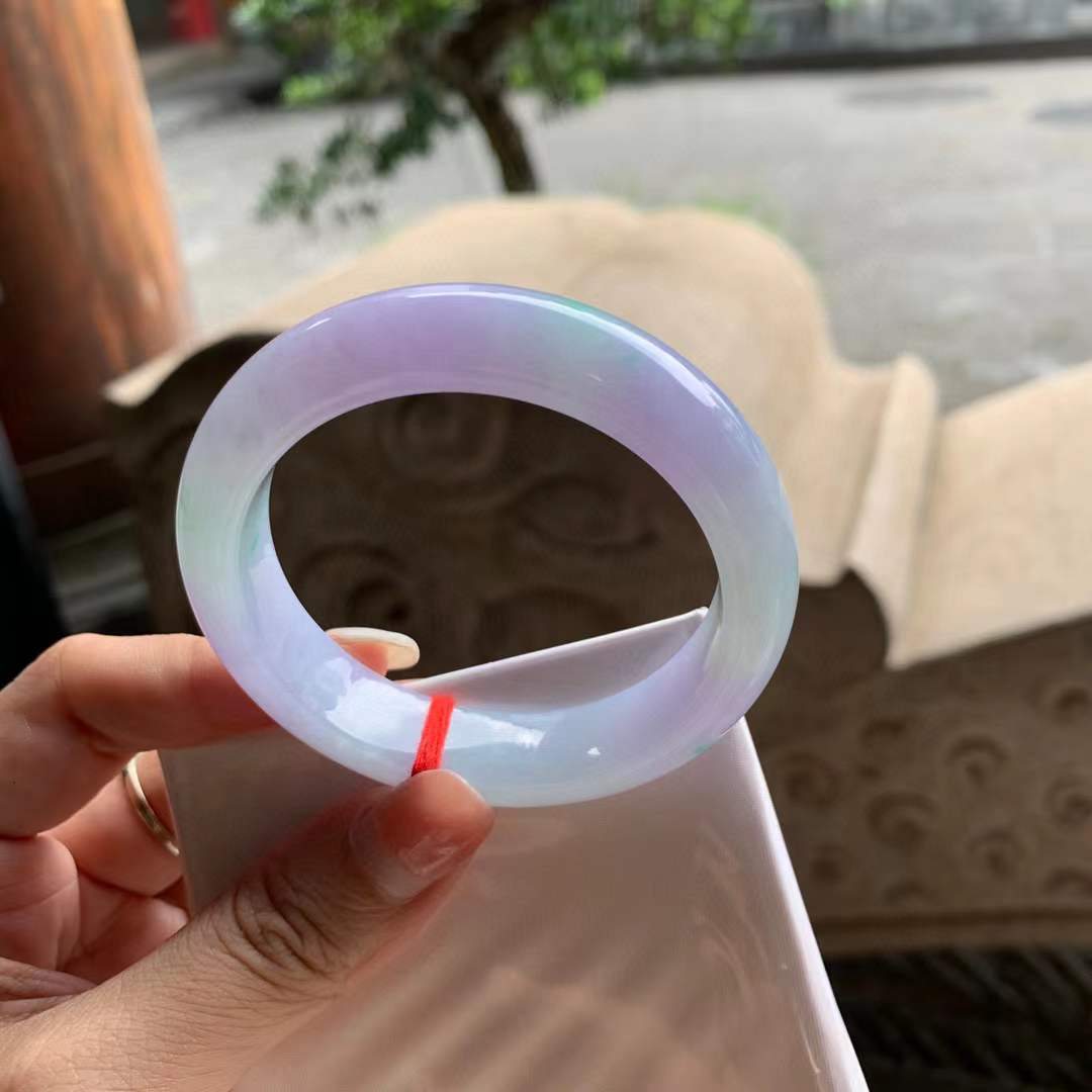 正圈冰春彩翡翠手镯