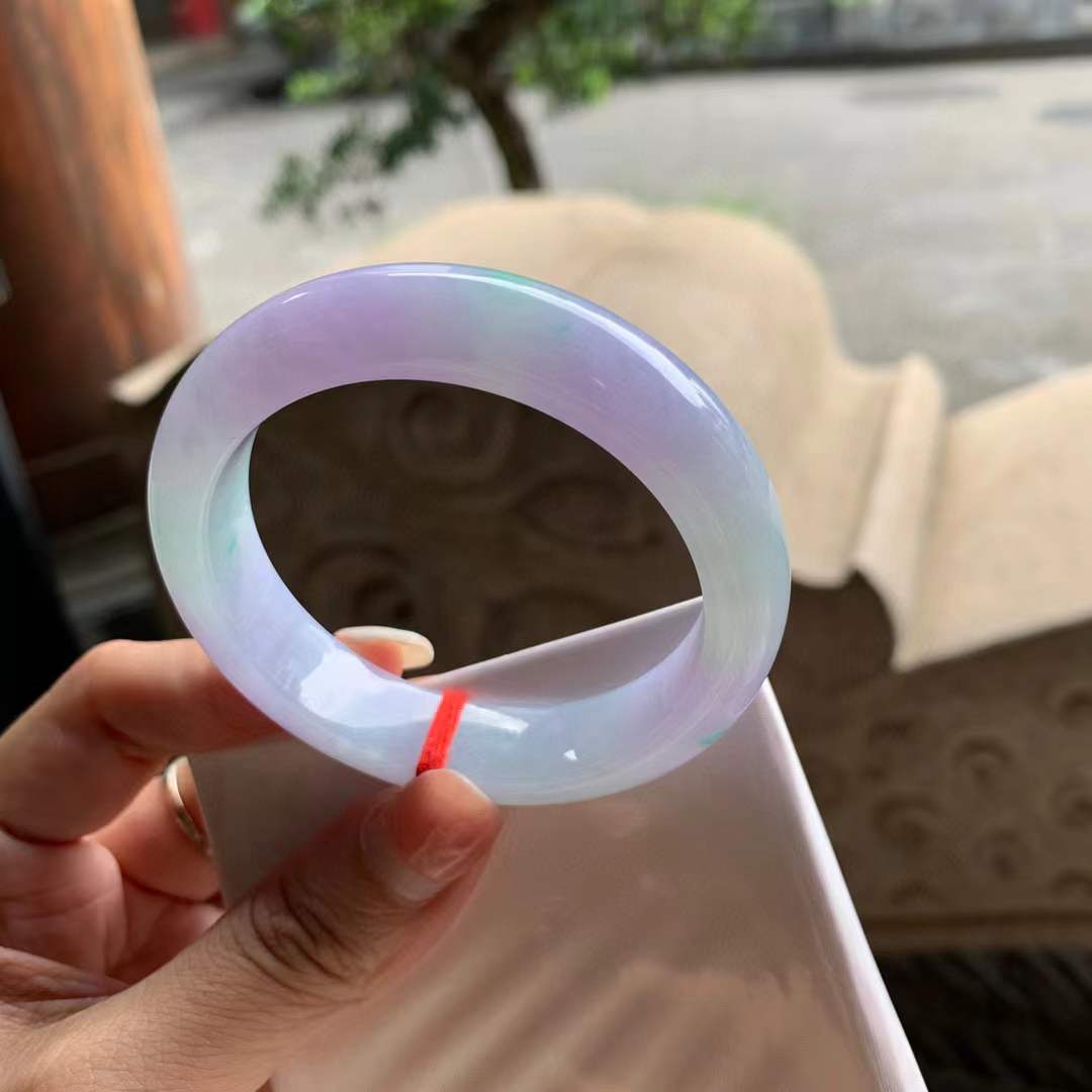 正圈冰春彩翡翠手镯