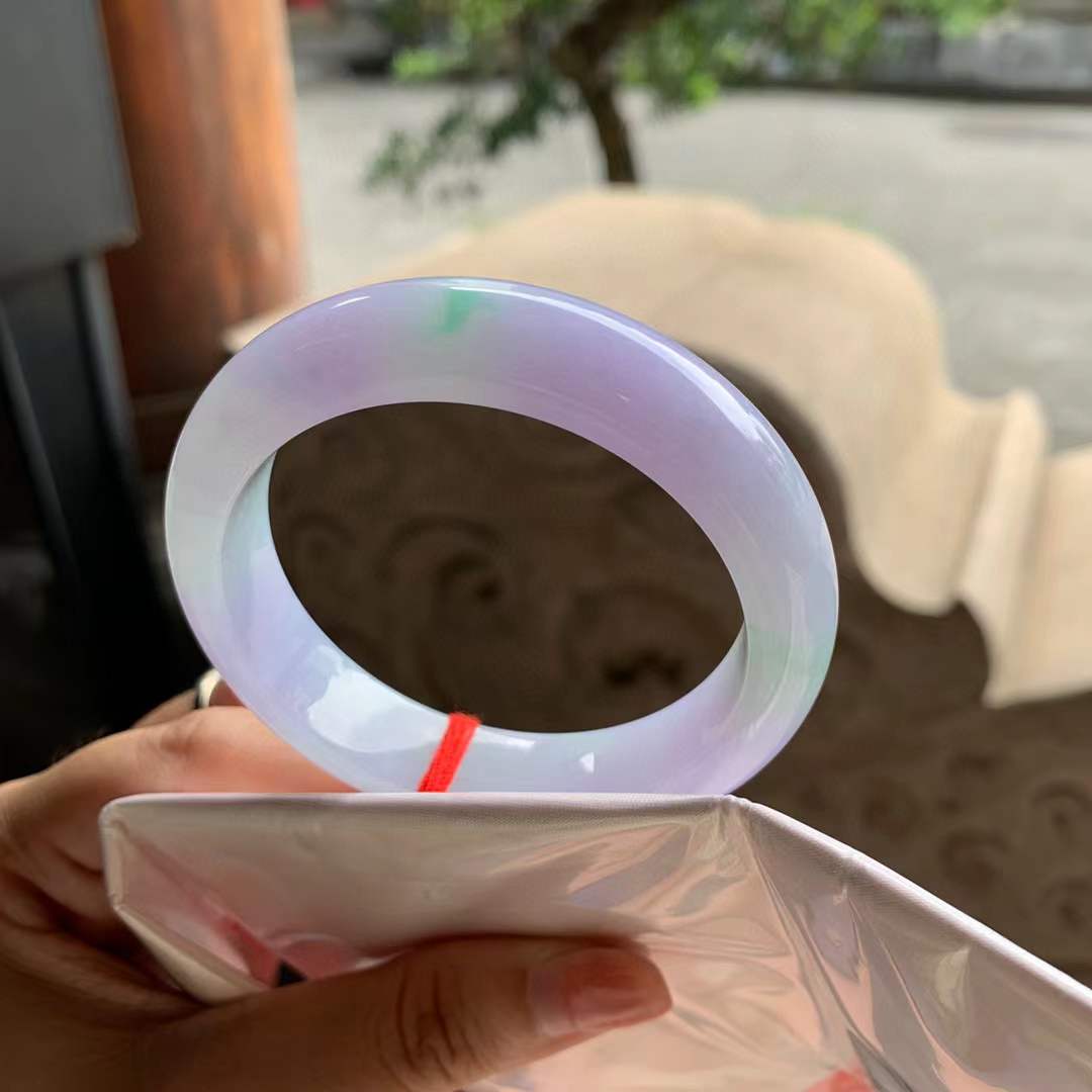 正圈冰春彩翡翠手镯