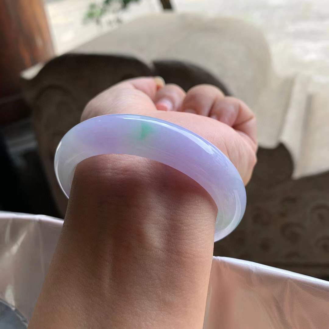 正圈冰春彩翡翠手镯