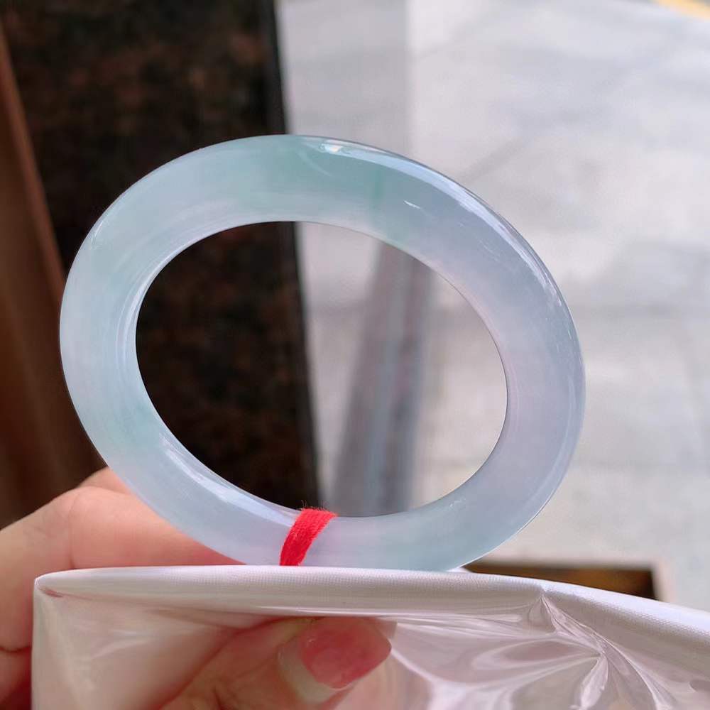 🍃圆条冰玻春彩翡翠手镯
