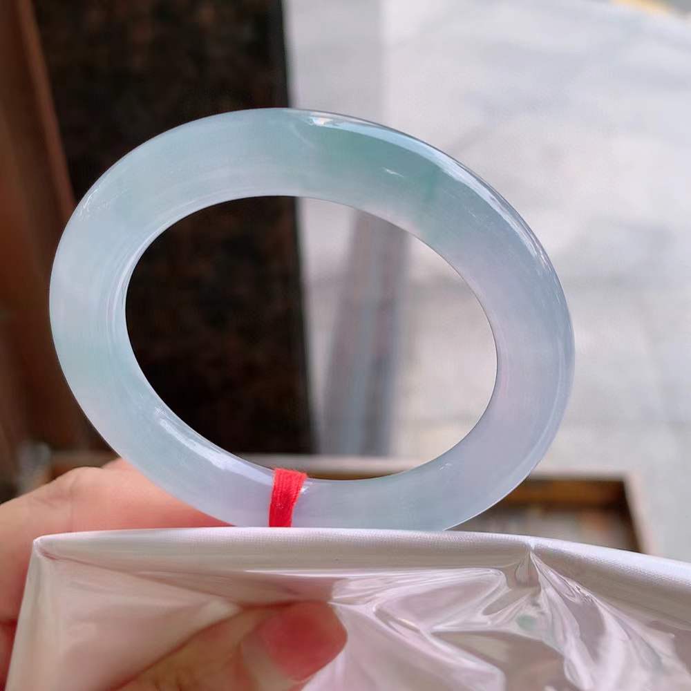 🍃圆条冰玻春彩翡翠手镯