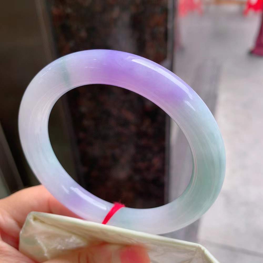 🍃圆条冰春彩翡翠手镯