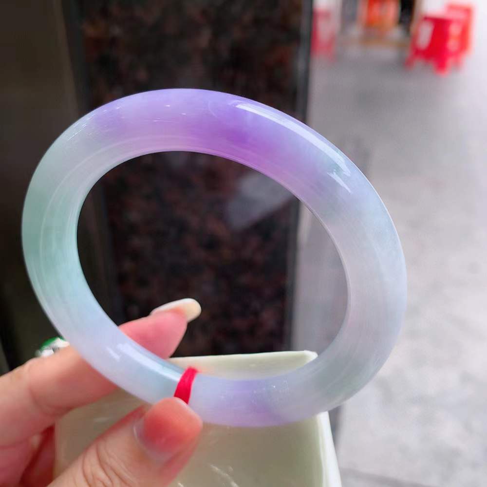 🍃圆条冰春彩翡翠手镯