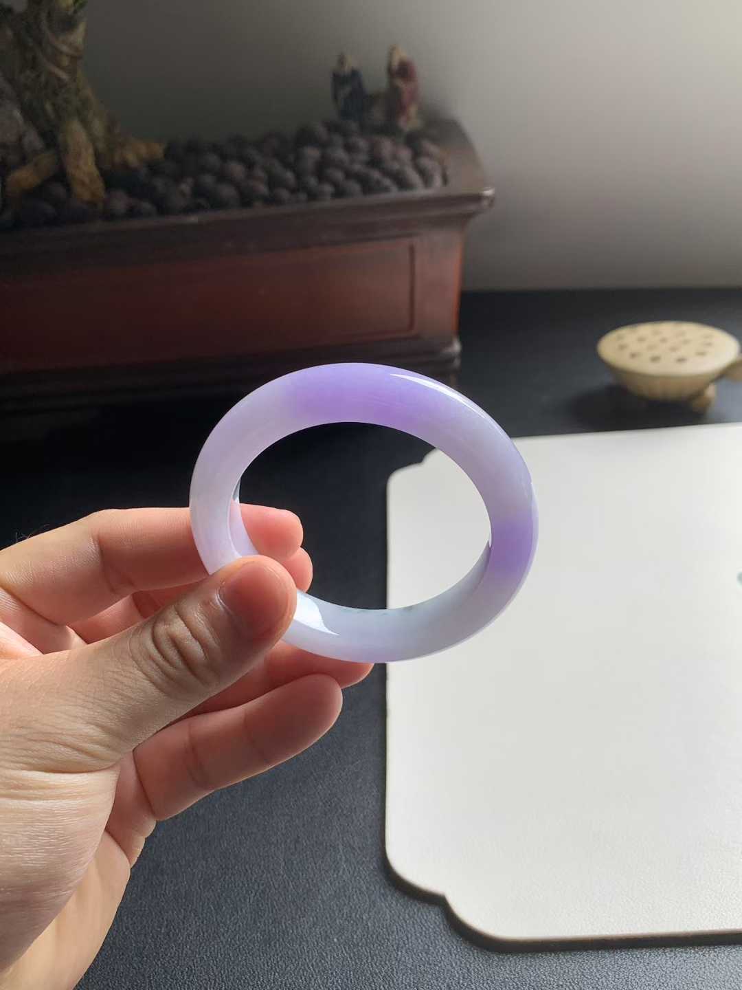 冰糯种紫罗兰正圈翡翠手镯