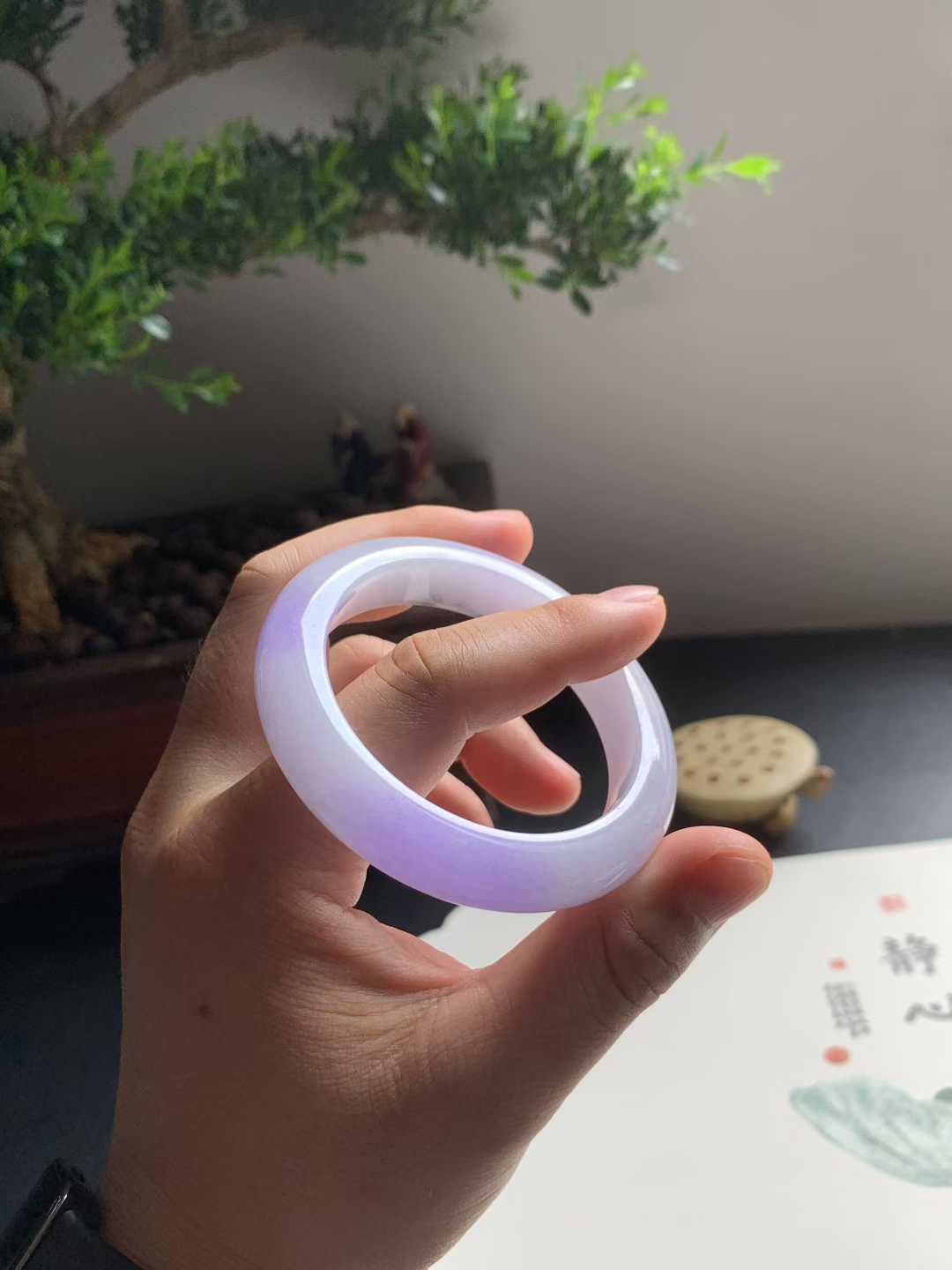 冰糯种紫罗兰正圈翡翠手镯