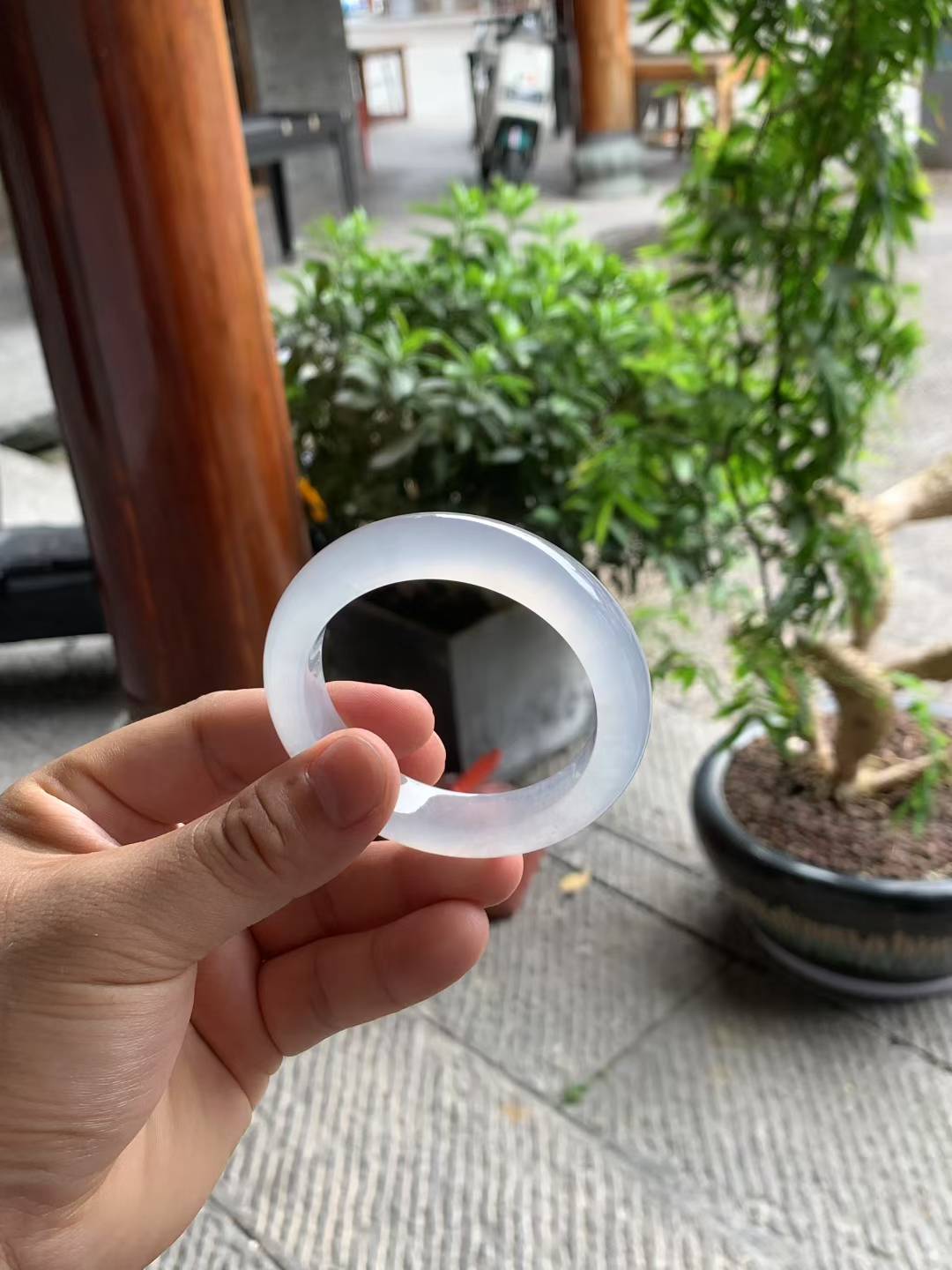 玻璃底白月光正圈翡翠手镯