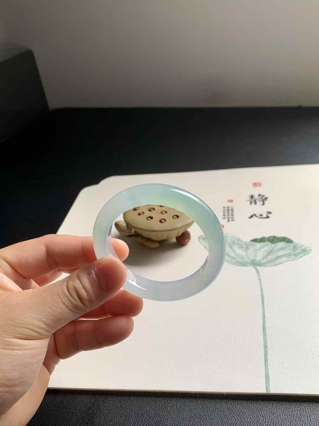 冰种甜绿正圈翡翠手镯