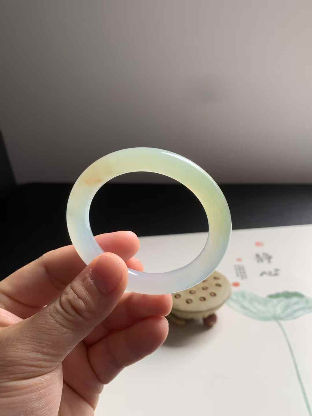 冰糖黄圆条翡翠手镯