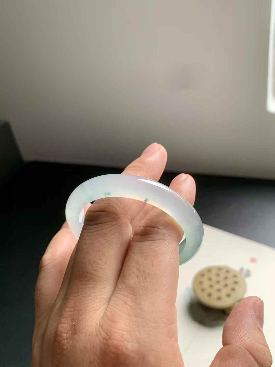 冰底飘花正圈翡翠手镯~