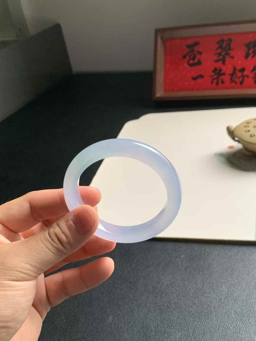 冰胶春彩正圈翡翠手镯~