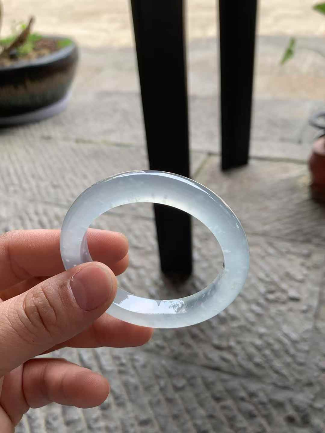玻璃底木那正圈翡翠手镯