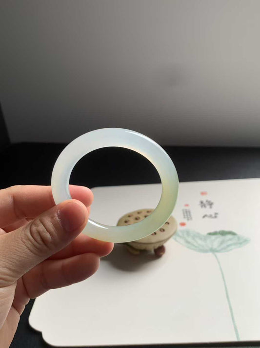 冰糖黄圆条翡翠手镯