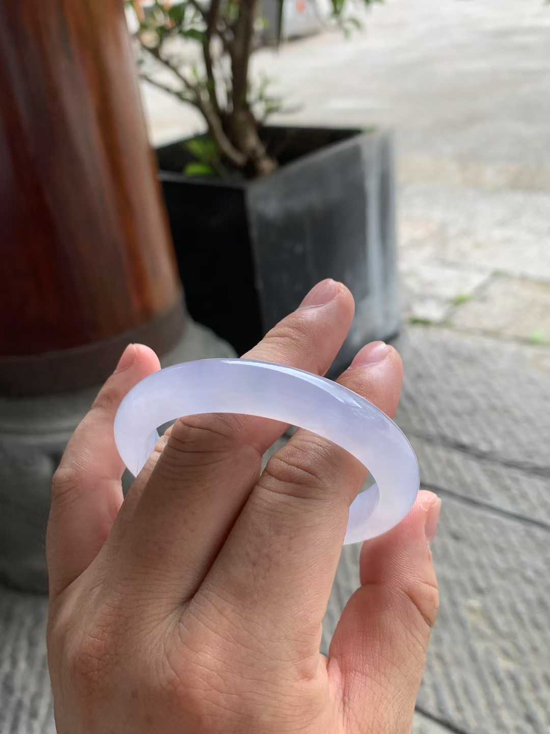 冰胶春彩正圈翡翠手镯