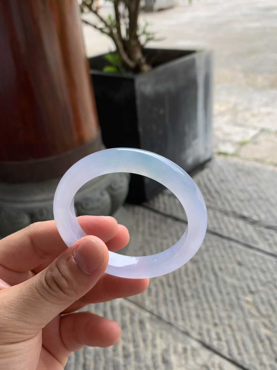 冰胶春彩正圈翡翠手镯