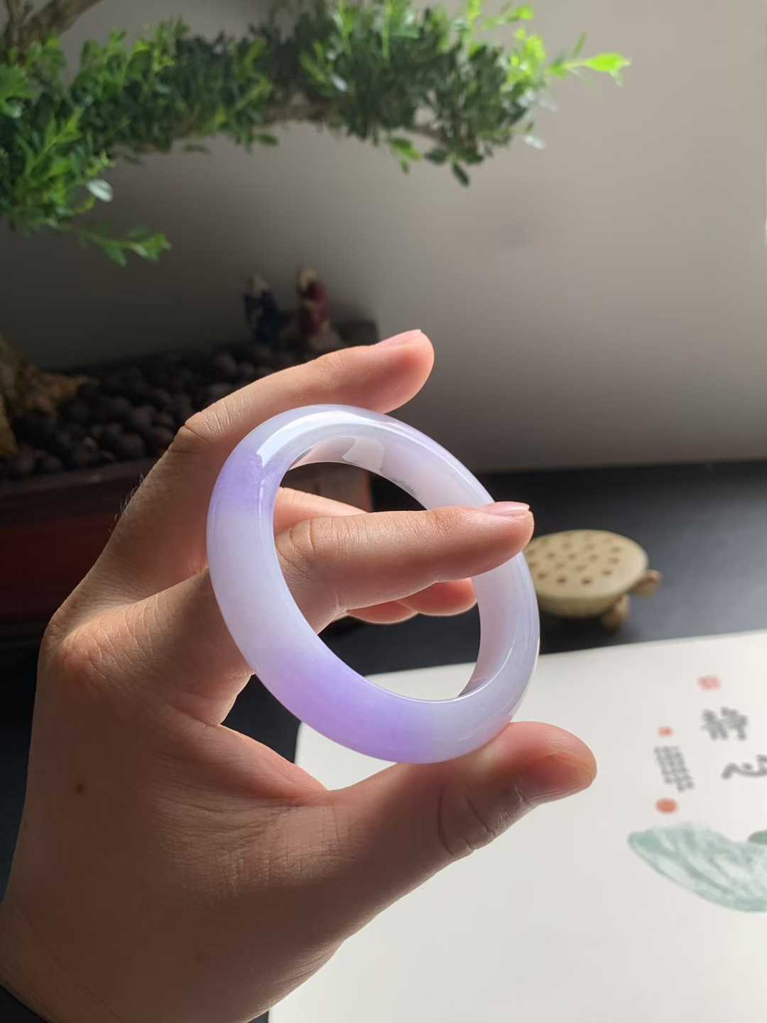 冰糯种紫罗兰正圈翡翠手镯