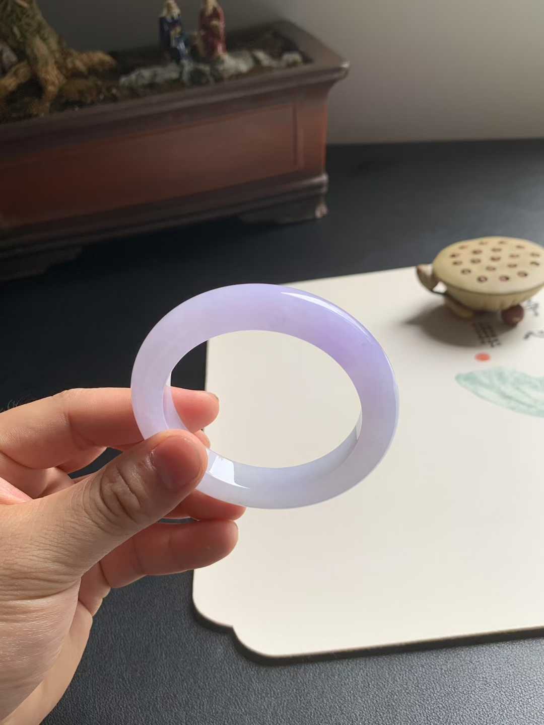 冰糯种紫罗兰正圈翡翠手镯