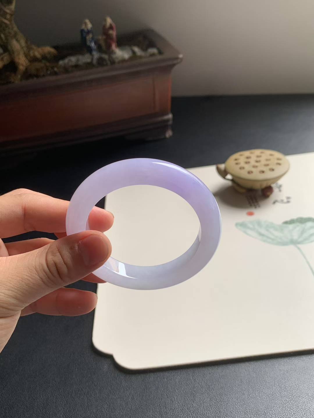 冰糯种紫罗兰正圈翡翠手镯