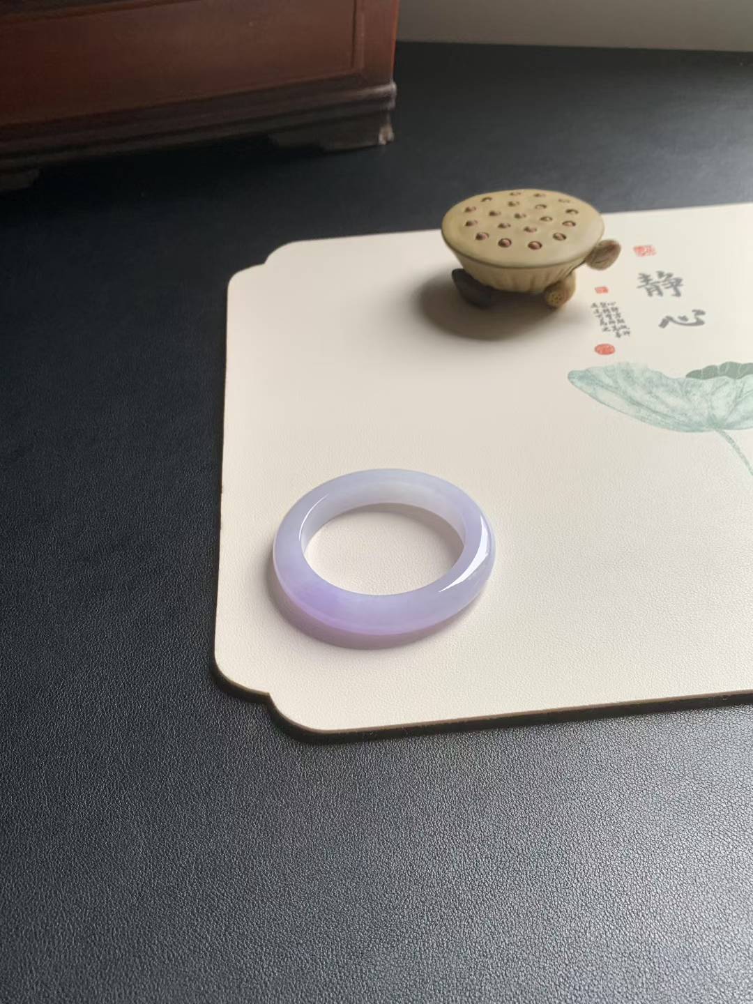 冰糯种紫罗兰正圈翡翠手镯