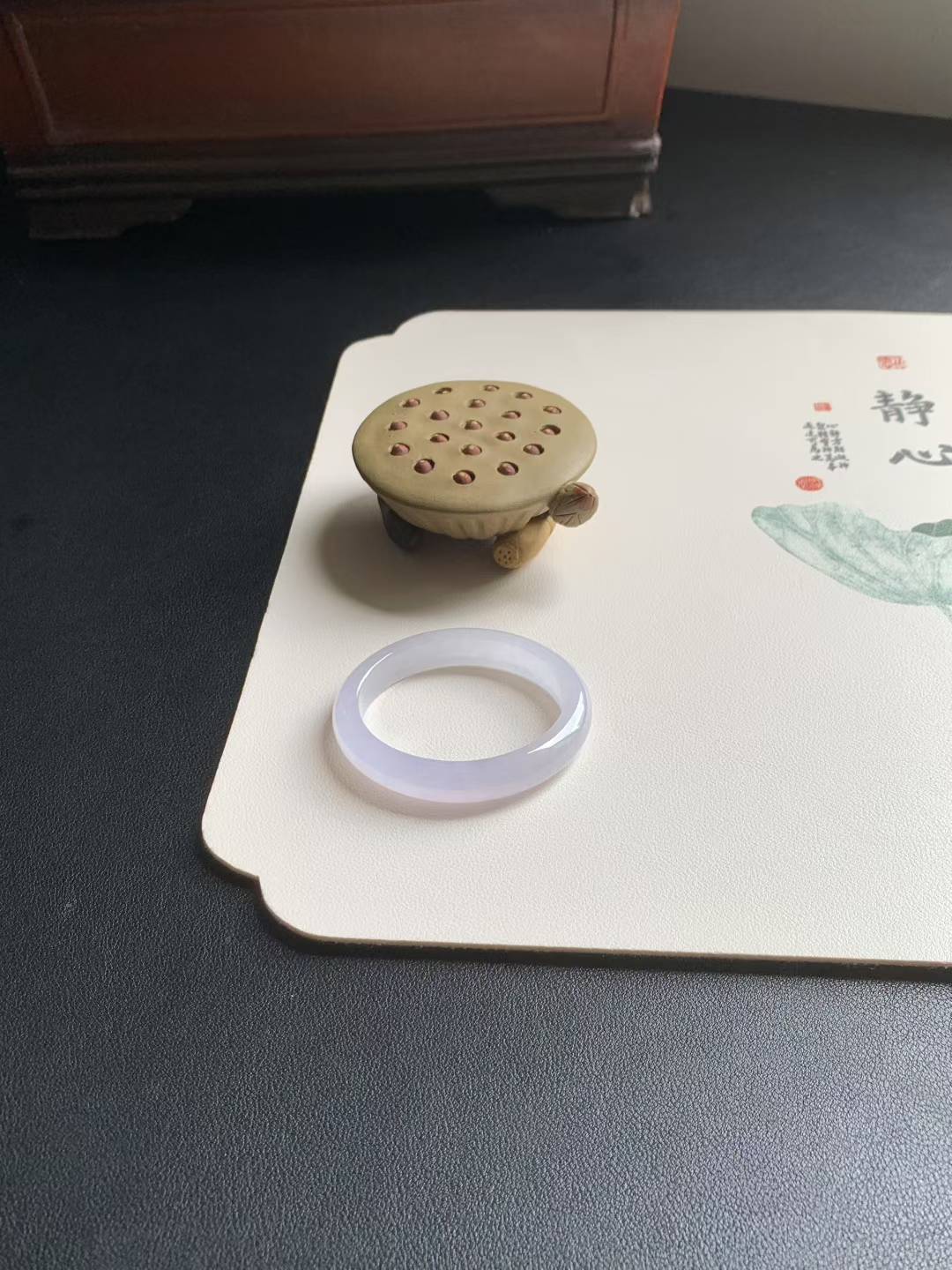 冰种粉紫贵妃翡翠手镯