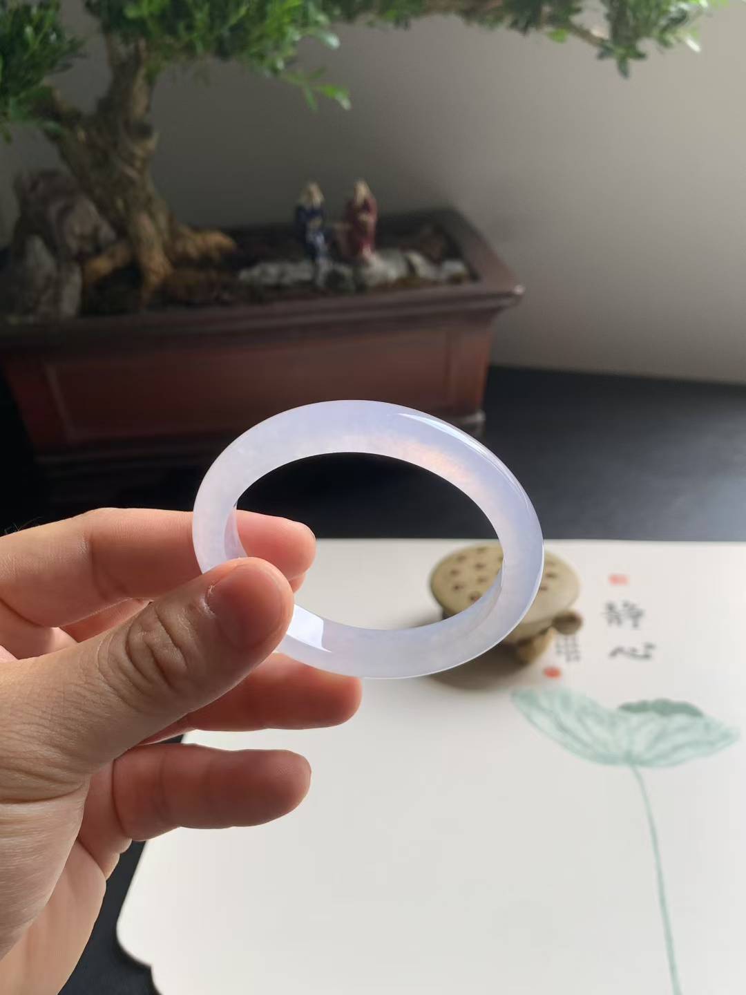 冰种粉紫贵妃翡翠手镯