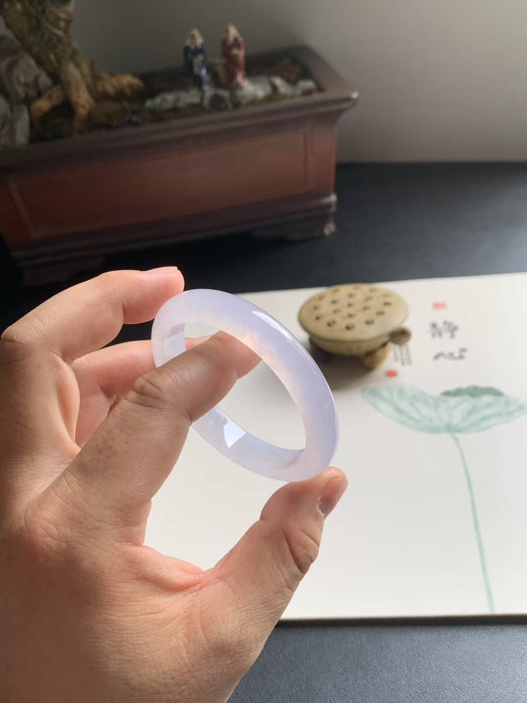 冰种粉紫贵妃翡翠手镯