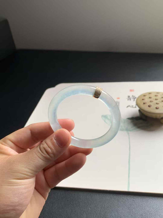 玻璃底起光圆条翡翠手镯