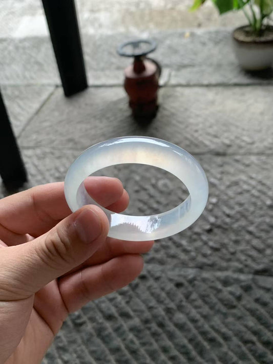 高冰底起光贵妃翡翠手镯