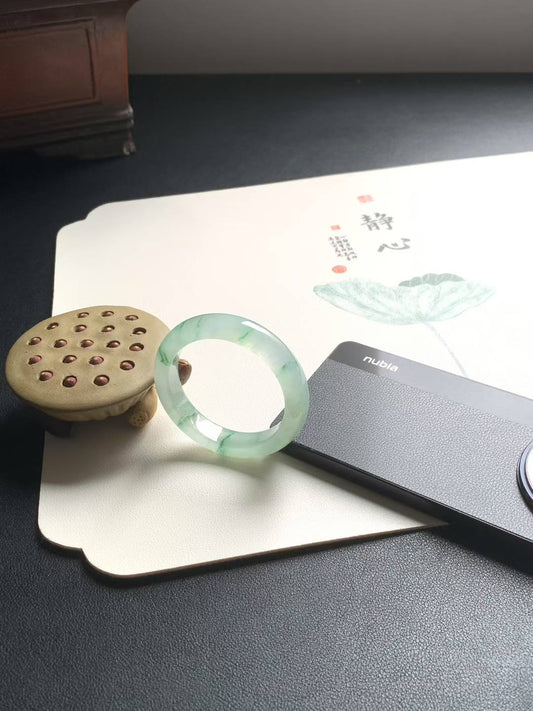 冰胶飘花正圈翡翠手镯