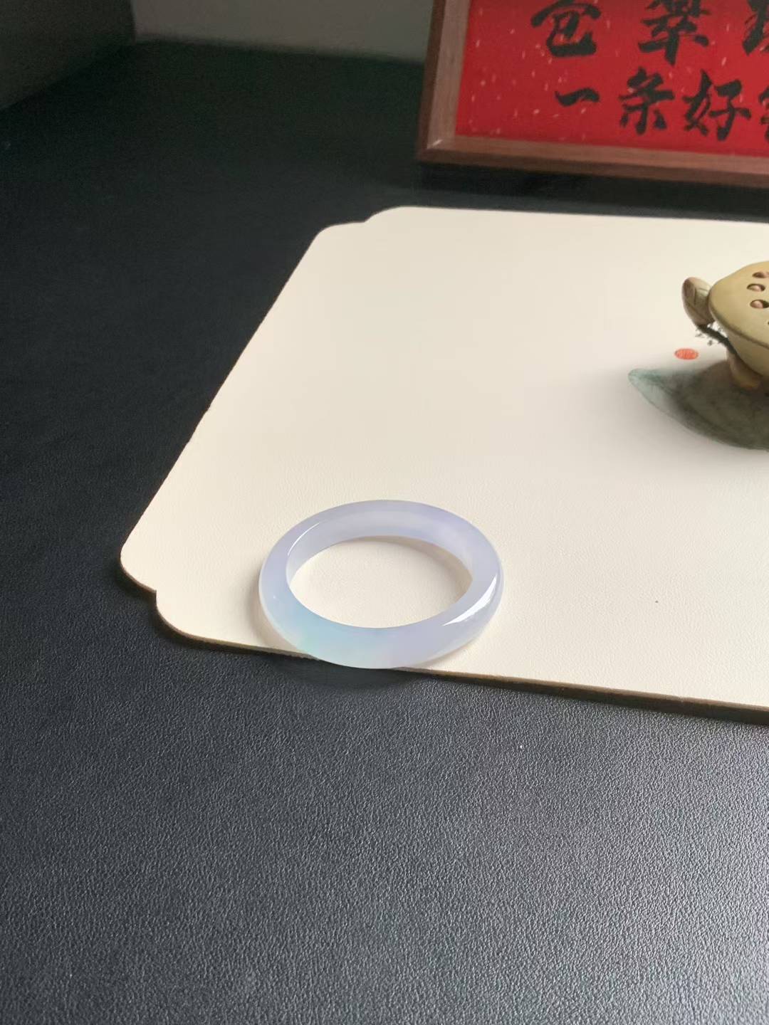冰胶春彩正圈翡翠手镯