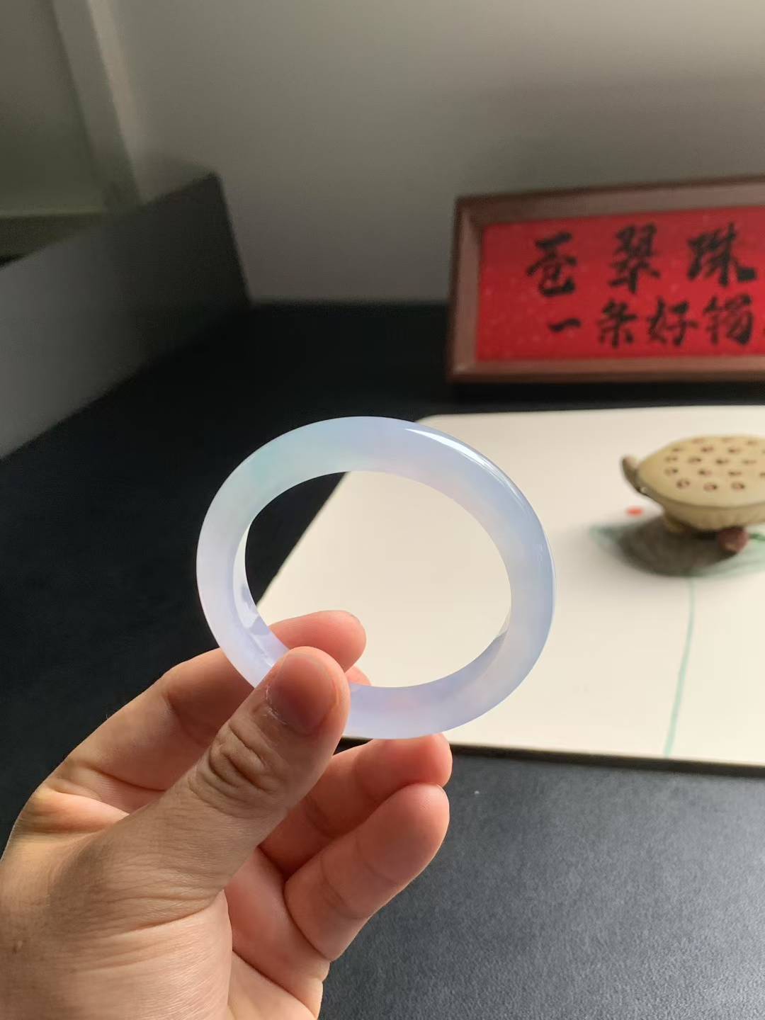 冰胶春彩正圈翡翠手镯