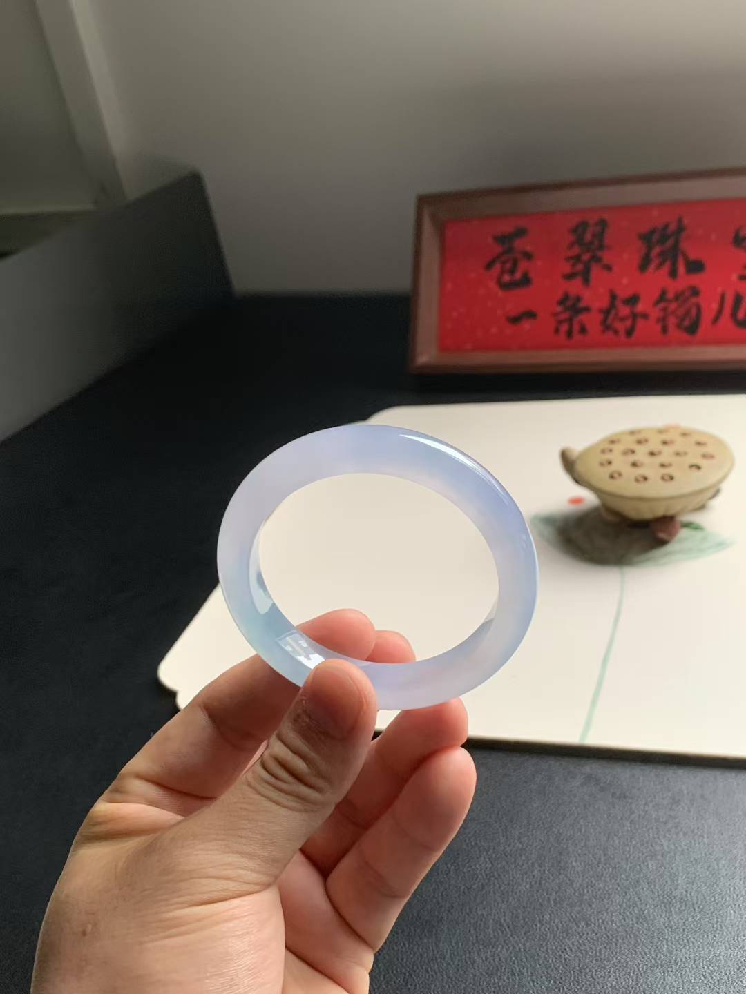 冰胶春彩正圈翡翠手镯