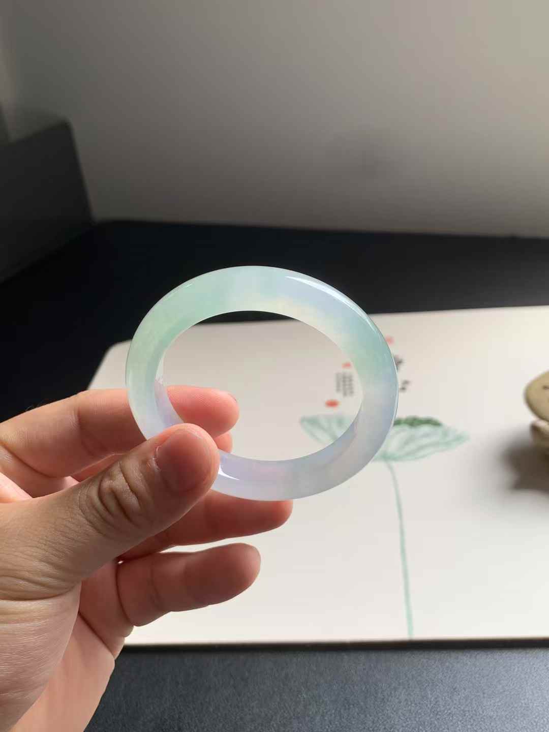 冰种甜绿正圈翡翠手镯