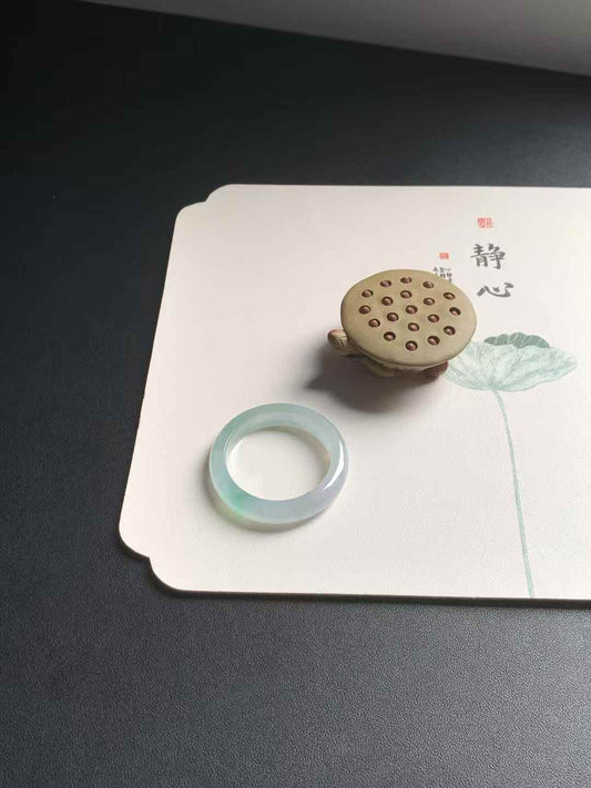 高冰种阳绿花正圈翡翠手镯