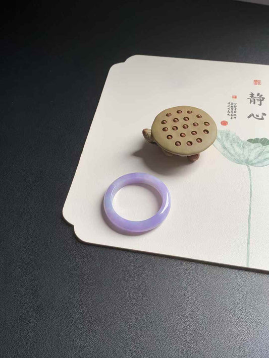 浓郁春带彩正圈翡翠手镯