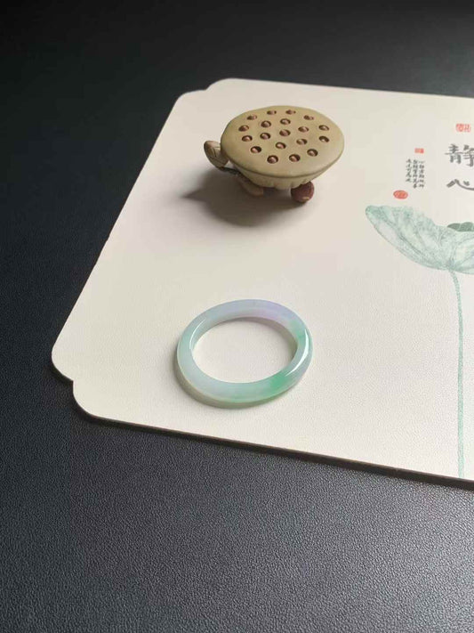 冰糯种春彩贵妃翡翠手镯