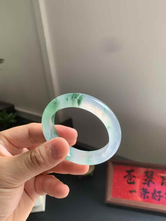 高冰底飘花正圈翡翠手镯
