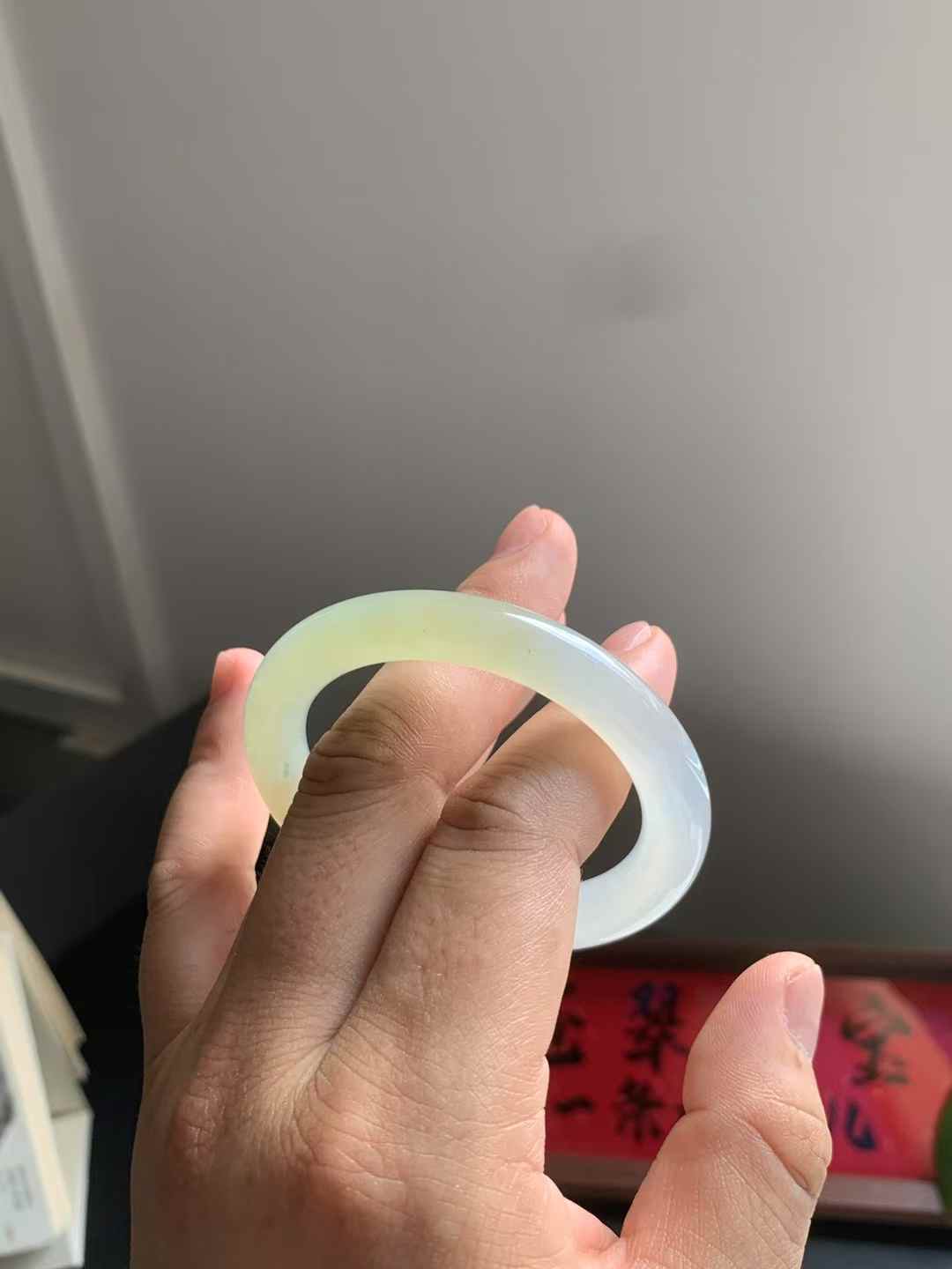 冰糖黄圆条翡翠手镯